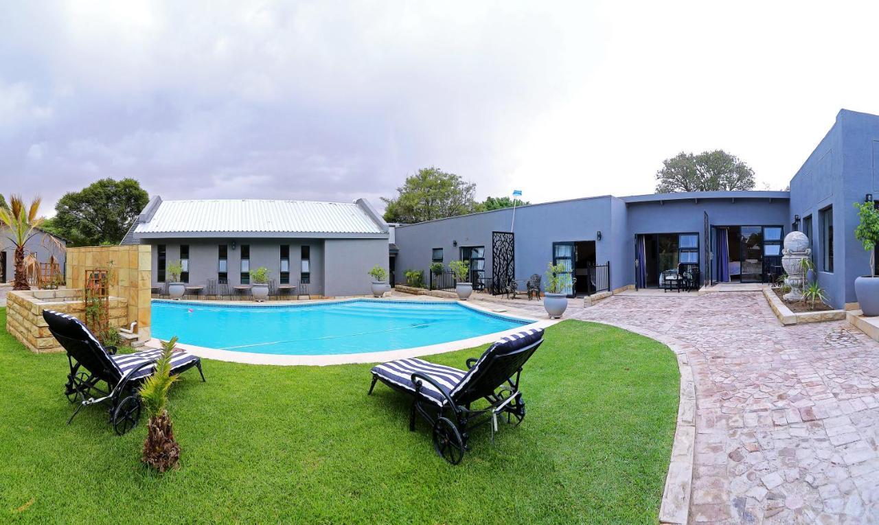 Le Grant Guesthhouse Apart otel Kroonstad Dış mekan fotoğraf