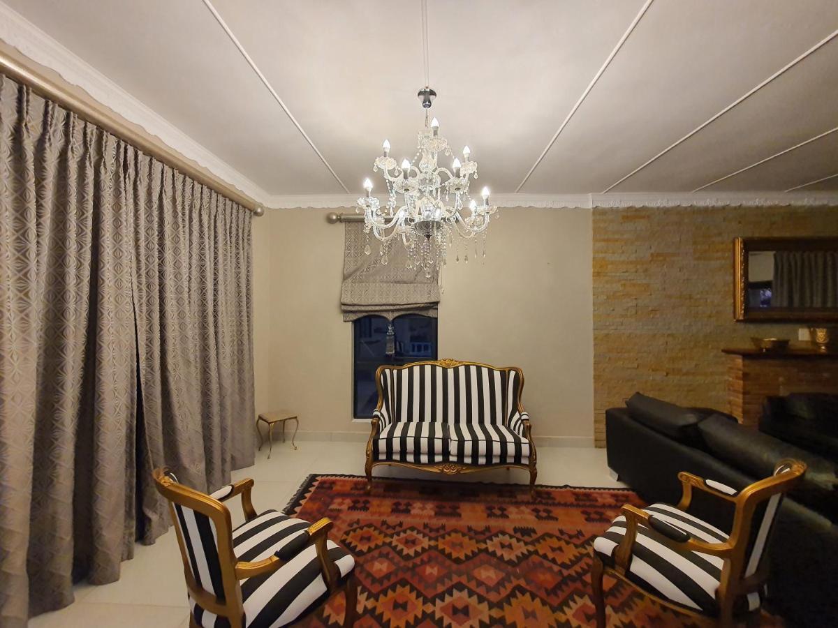 Le Grant Guesthhouse Apart otel Kroonstad Dış mekan fotoğraf