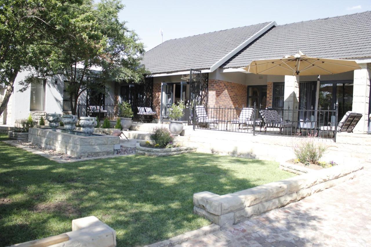Le Grant Guesthhouse Apart otel Kroonstad Dış mekan fotoğraf