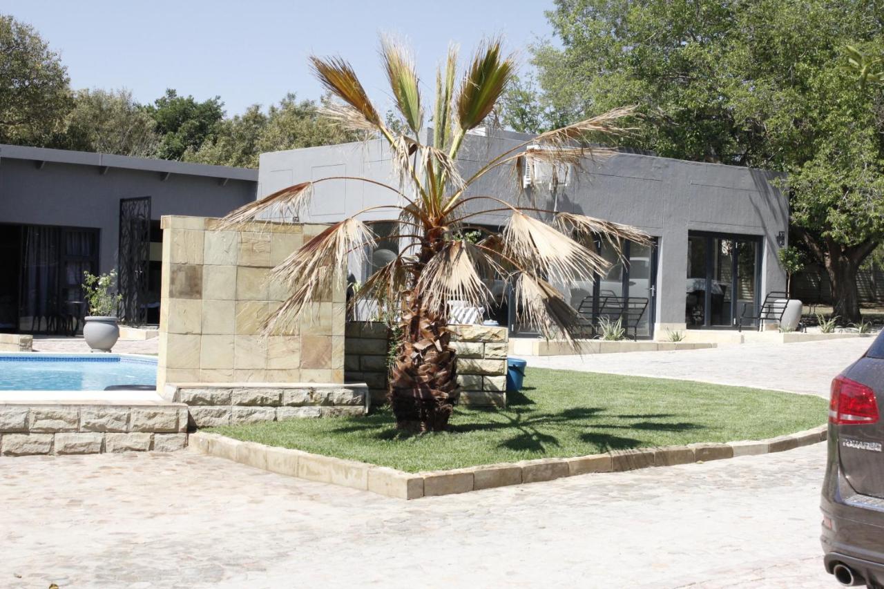 Le Grant Guesthhouse Apart otel Kroonstad Dış mekan fotoğraf