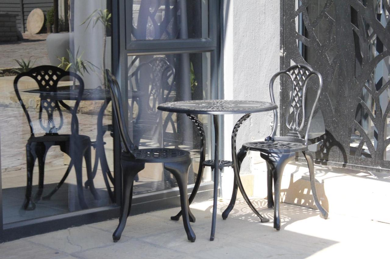 Le Grant Guesthhouse Apart otel Kroonstad Dış mekan fotoğraf