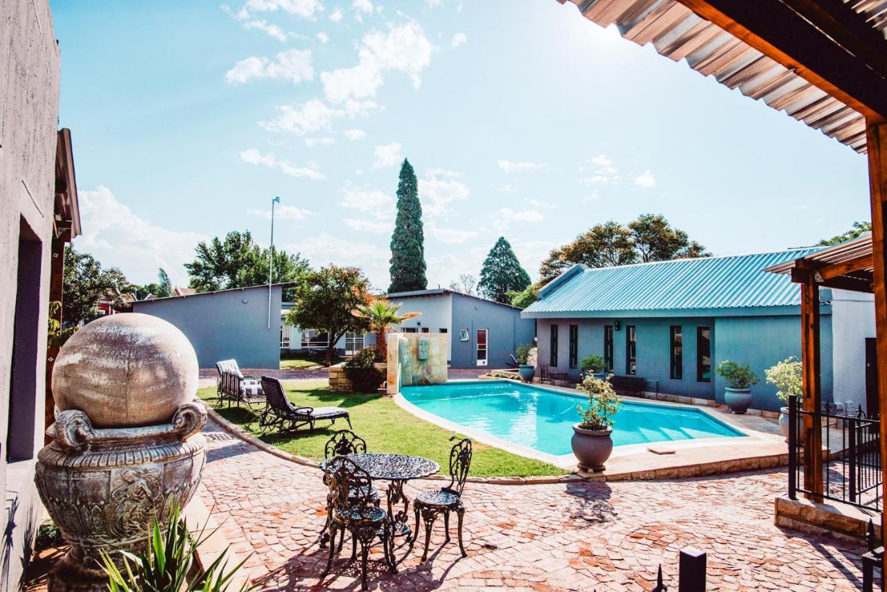 Le Grant Guesthhouse Apart otel Kroonstad Dış mekan fotoğraf